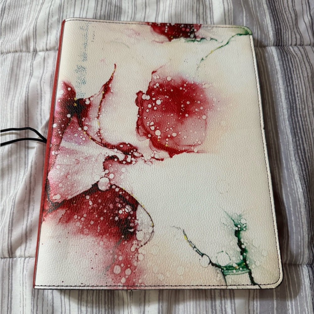Tula Cream Folio with Red and Green Ink Bloom Design